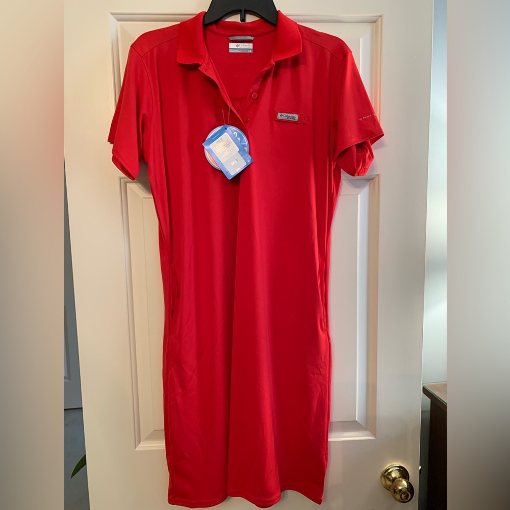 Columbia pfg dress red with pockets. Took the tags off but it has not been worn.